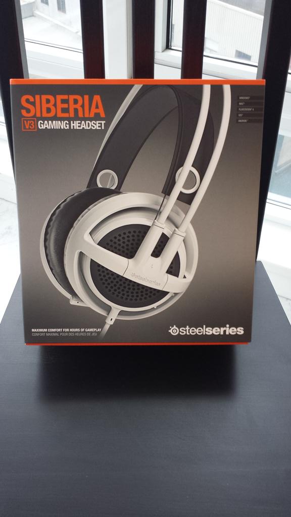 Giving away a <a href="/SteelSeries/">SteelSeries</a> Siberia v3 Headset - RT, Fav, and Follow for a chance to win (until Feb 1) #GearsofWar