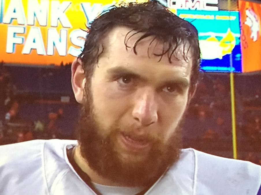 NotKenDaniels's tweet photo. That neck beard though. http://t.co/XBuiZYcqXJ
