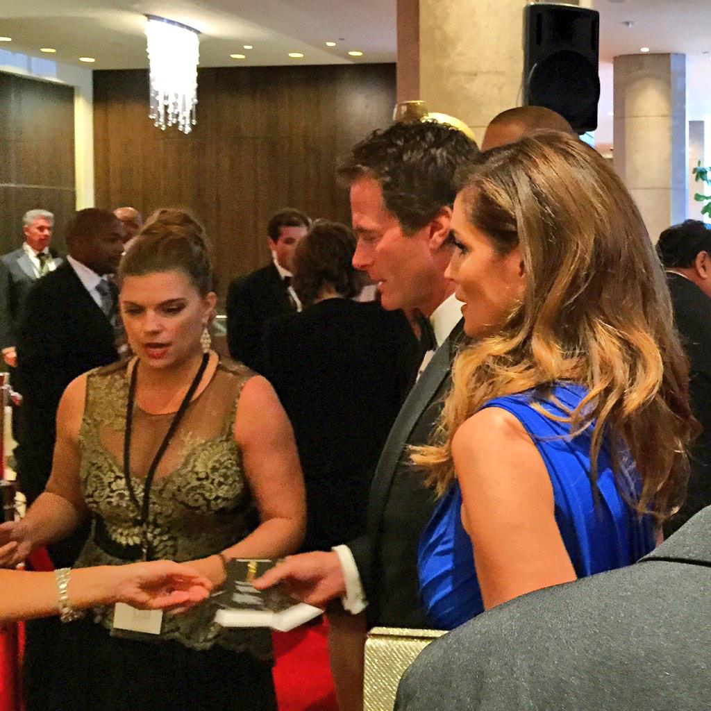 RobertNBCLA's tweet photo. #GoldenGlobes: Even @CindyCrawford and hubby #RandyGerber need to show their tickets. http://t.co/zwHwn8H2sT