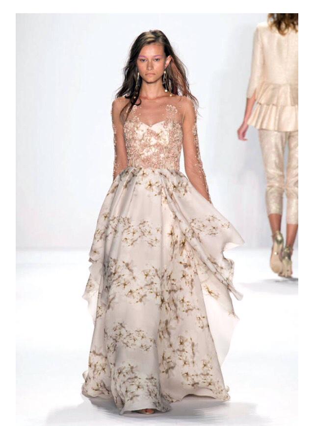 AceOfLife's tweet photo. “@ELESCOSMETICS: Meanwhile, we're so obsessed with the #nyfw2015 wedding dresses!  http://t.co/4hlcZRr4mw”