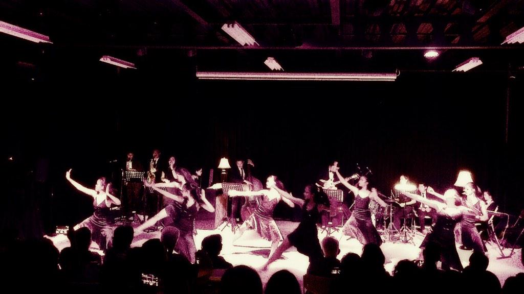 IndonesiaMenari's tweet photo. Selamat atas diresmikan gedung baru Sumber Cipta Ballet dan Sjaman Music School di BSD.
cc: @aksan_sjuman http://t.co/SJ9siqEgEm