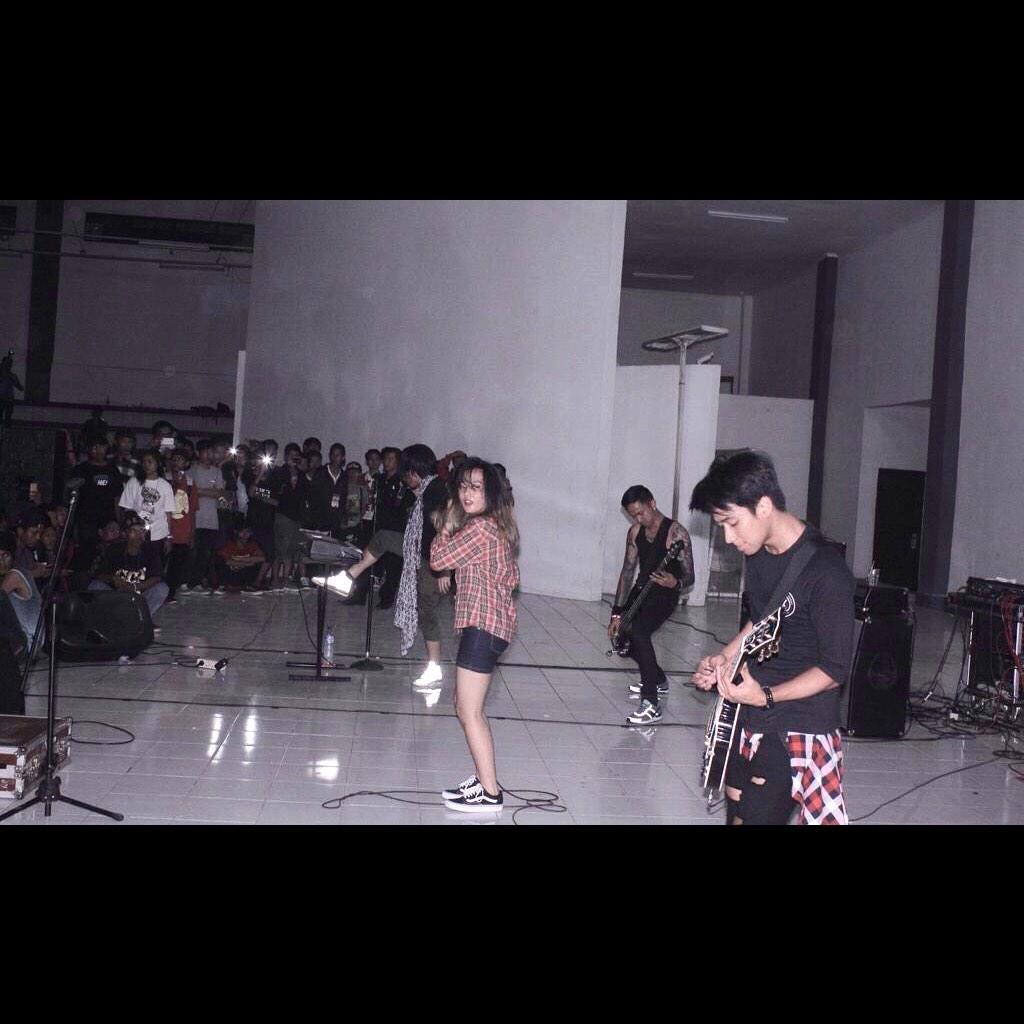 At GOR CICERI SERANG. Thank you guys!! 
Pic by : @Rezailin