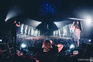 3 Are Legend (@3arelegend) on Twitter photo 2 Stadiums sold out in Belgium in December! Incredible memories! 2 Stadiums sold out in Belgium in December! Incredible memories!