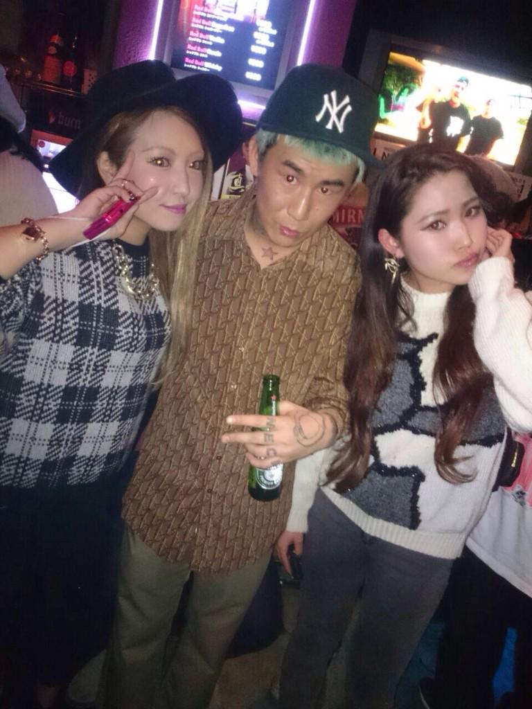 03nana23's tweet photo. 愛するANARCHY様と…😭👏💯
#FLEXOSAKA @BAR ONE http://t.co/GA58ZkVL8S