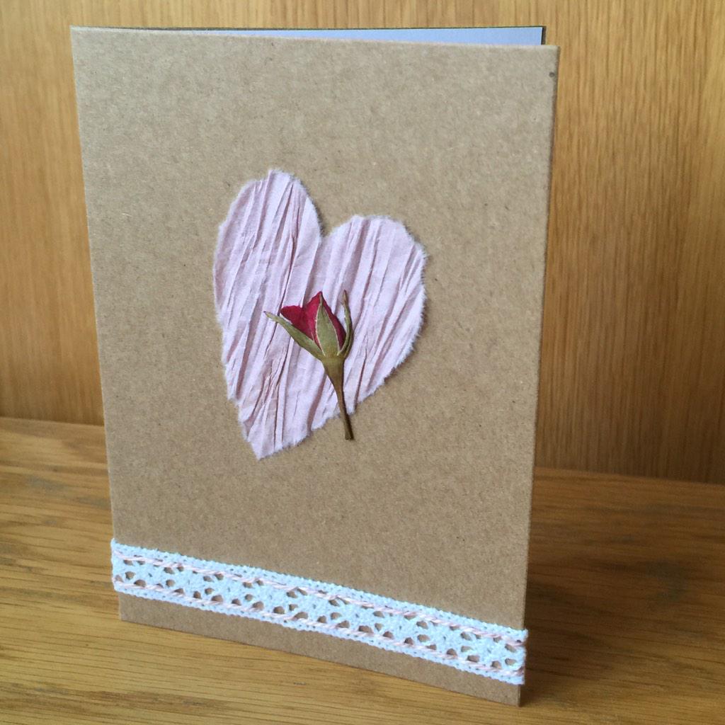 Fromjoancards's tweet photo. Santa's been ... Cupid's coming .. #valentinesday https://t.co/u9xIyDBslB http://t.co/MsPrdg0q8n