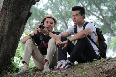 JNE_ID's tweet photo. Ujul (@omeshomesh) dan Chaky (@dionwiyoko) udah temenan dari jaman kuliah nih.. Yuk nonton film nya! @filmhijab http://t.co/yNcrJRaKIL