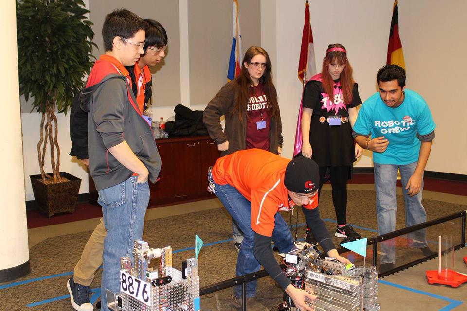 UETM_Robotics's tweet photo. Three ULTIMATE Robotics teams advance to the regionals in SA,TX! 
•The Mega Horns•TECH NERDS•Rapid Force #FIRST #FTC http://t.co/i3VERm0caS