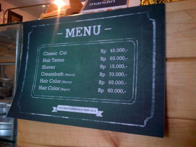 Waiting list at OLD MAN barbershop #LakiBangetDaaaah