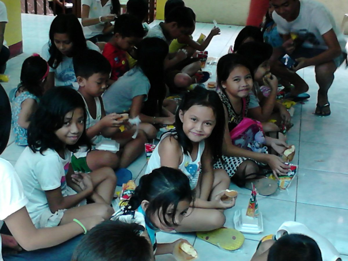 true happiness comes from making others happy.. :) 
#perksofbeingavaluesteacher
#outreachprograms