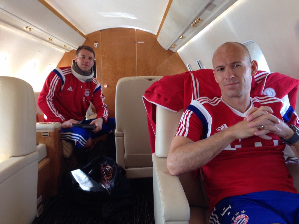 Auf geht's nach Zürich mit Arjen Robben  #NeuerForBallonDor