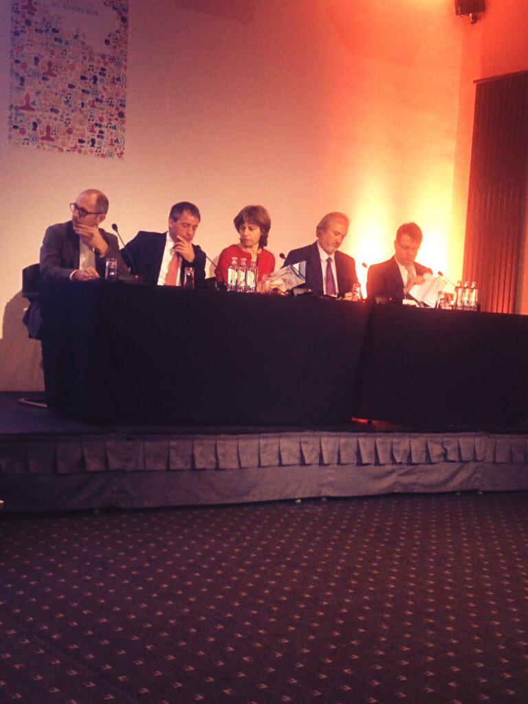 technologium's tweet photo. Historisch moment: paneelgesprek met de CEO's vd 5 grootste Belgische operatoren over de digitale economie. #Adlittle http://t.co/cWKILLN0Tn