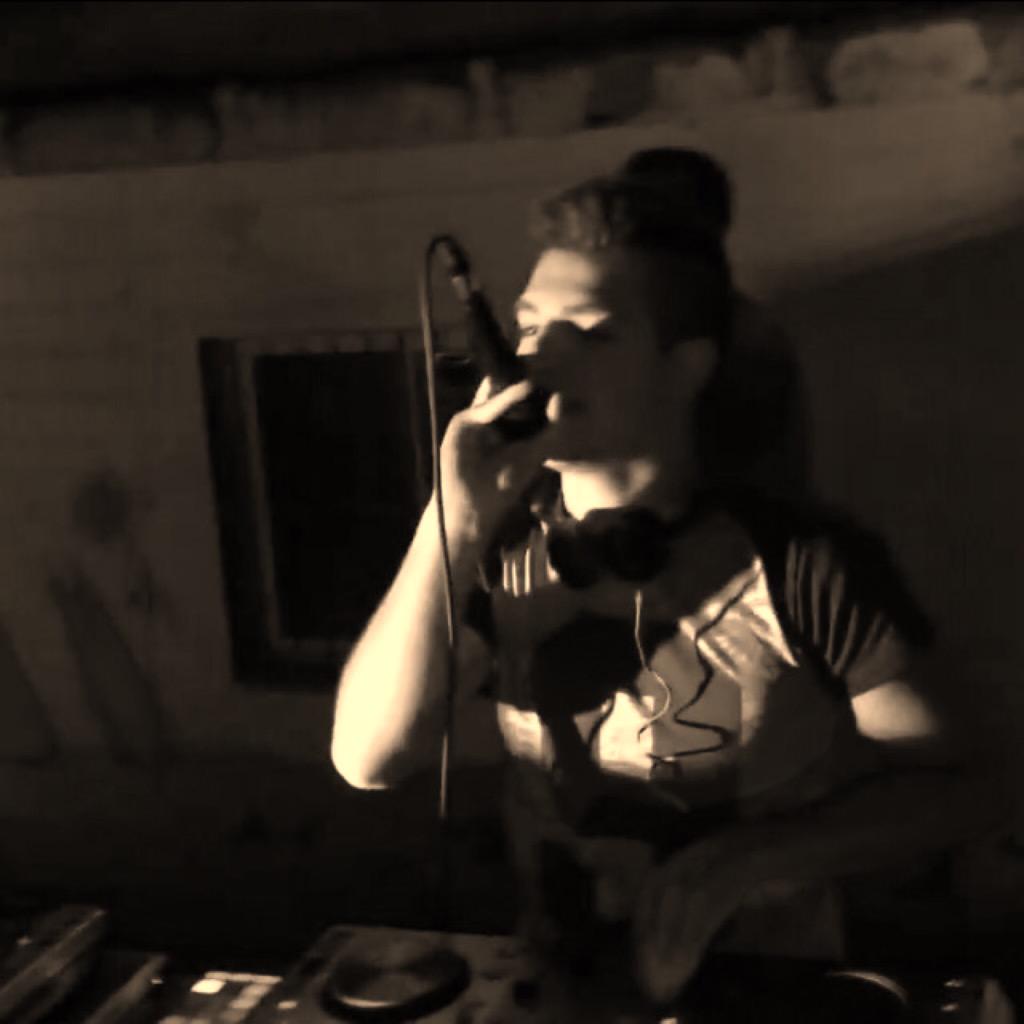 MasterLiveG's tweet image. Hoy Felicitamos a uno de nuestros componentes, un gran profesional y mejor persona! FELIZ CUMPLEAÑOS @JesusMorenoDj