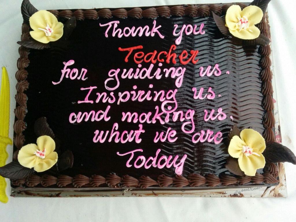 dipikajoshi20's tweet photo. @HBODEFINED @bookmyshow
#TogethernessIs
Celebrating with teacher's after 9 years... http://t.co/sITBCtb4ZQ