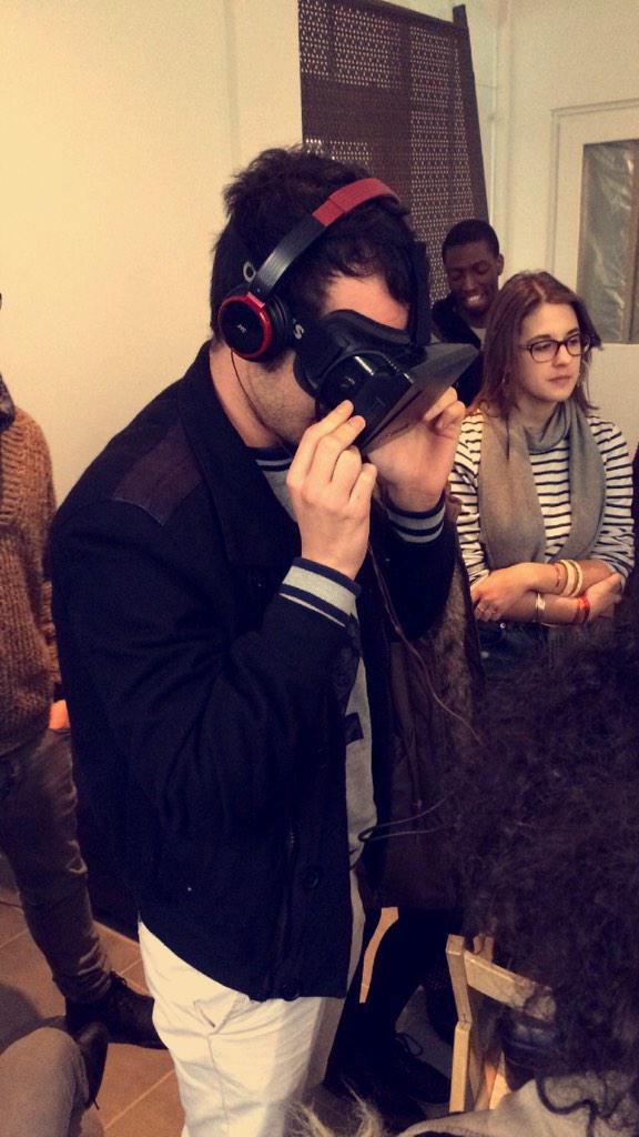 ElodieVitalis's tweet photo. Now testing the#OcculusRift @SimplonCo. Really makes me grasp the revolution in this new technology #future http://t.co/CYvP3MiUGn