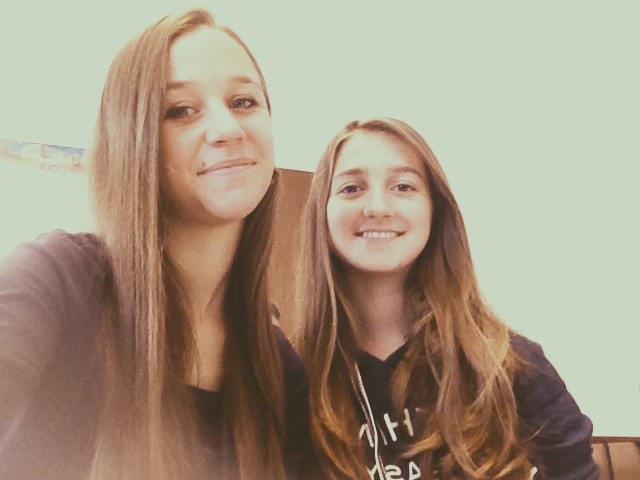 EliseaPerini's tweet photo. "Più bella cosa non c'è "❤️ #amorevero#ritadelmiocuore http://t.co/42Z35WOwRG