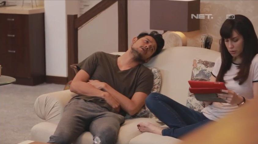 netmedia_info's tweet image. Waduh @disuruhAngel lagi sakit perutnya nih #TMG_NET