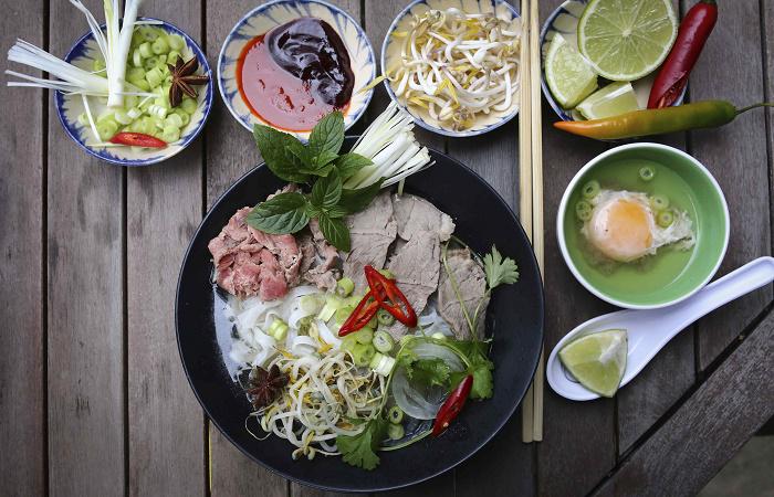 Blue_Tomato's tweet photo. How to claim your 'Free Pho' at @HouseOfHo from today up until Saturday 17th.
http://t.co/S43qsF1i1V http://t.co/Gw0gWmAPCw