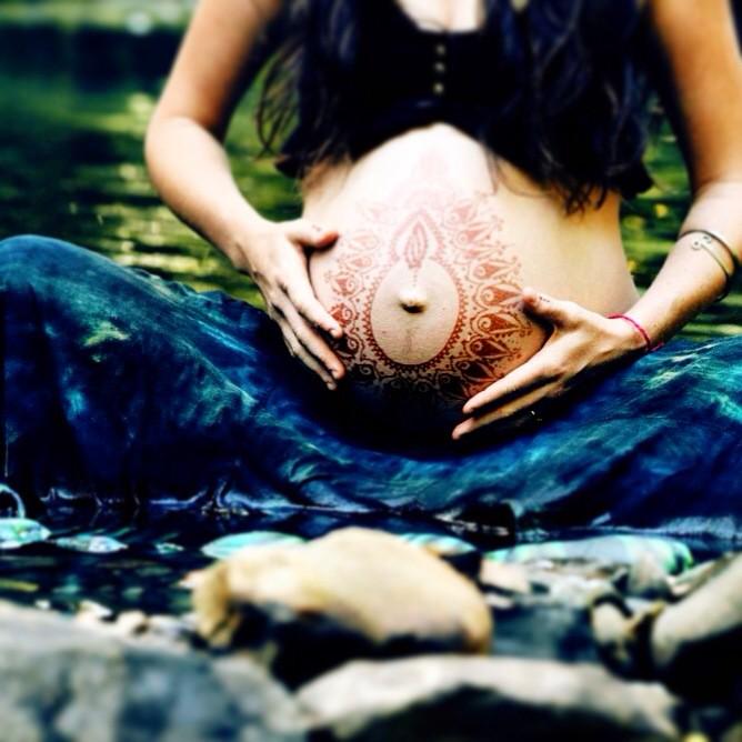 DIVINE MOTHER CHANELBARAN.COM