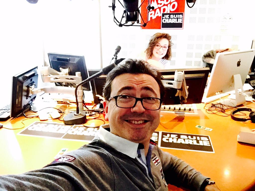 geralddahan's tweet photo. En direct sur @sudradio souvenir du studio où je sévissais en 2012. #CanularMorano #Legislatives2012 http://t.co/SmhirIfHBX