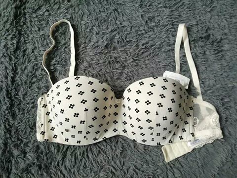 BrandedBraShop tweet picture