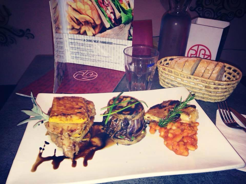 EvolutionShow15's tweet image. #PlazFlorence sara' parte del nostro #food catering. Domani l'apertura di #EvolutionShow sesta edizione!