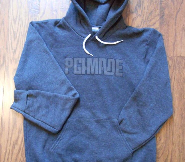 pGhMade's tweet image. 3M Reflective Ink Medium Weight Hoods still available @RefreshPGH storefront. #hoodies #Pittsburgh #pGhMade