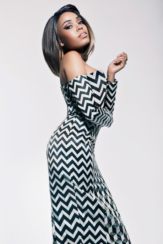 kelvinstylist's tweet photo. #STYLED Major monochrome vibes with @DionneOfficial @SelectModelMgmt @AgentReilly ♡ http://t.co/TnZ7JuVvR8