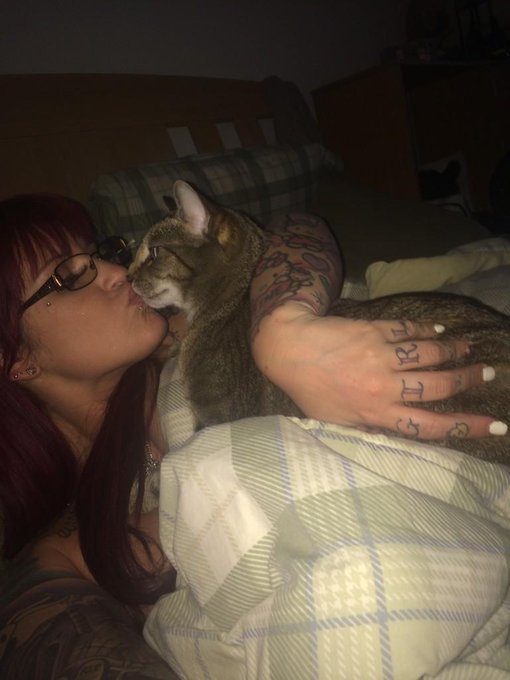 Always kissin that pussy http://t.co/SIQB9N2xKs<a href="/tag/pornstarproblems"class="tags"><span>#pornstarproblems</span></a>