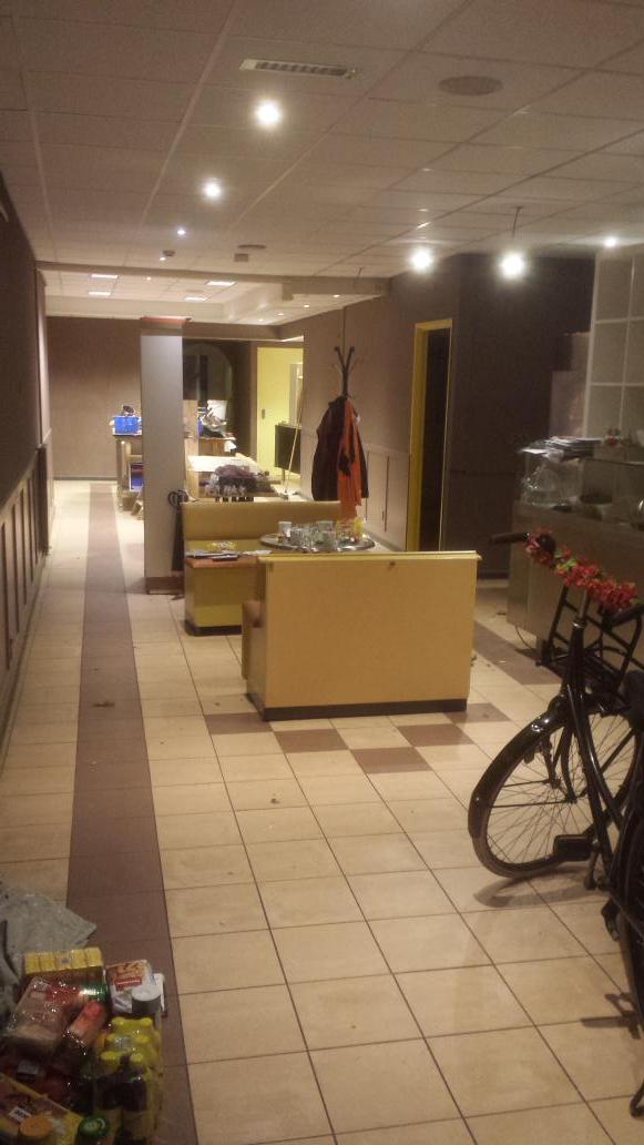 Even een update van onze aanpassingen.  We liggen mooi op schema. Voorlopig nog steeds 23 januari weer open.