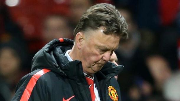 TheSunFootball's tweet photo. David Moyes after 21 games: 37 points
Louis van Gaal after 21 games: 37 points http://t.co/WHvzyZLyJq http://t.co/97N42Eqoyh