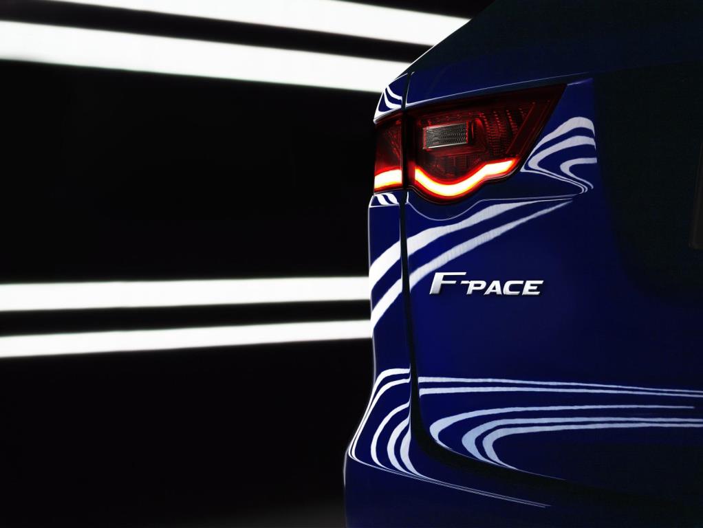 AUTOMOTIVPRESS's tweet photo. [Actu] @Jaguar #F_Pace : un SUV annoncé pour 2016 s/ http://t.co/4842uUXGEH cc @JaguarFrance @David__Bucher http://t.co/eDieZF6HCx
