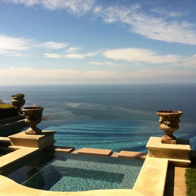 HouseGoals tweet media