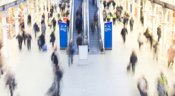 Downtonandali's tweet photo. Are you a smart commuter? Check these tips from @LifehackerUK http://t.co/K07fIXd8Qd http://t.co/NclUGN0bku
