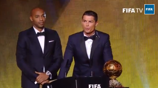 GamaNoticiasEc's tweet photo. #BalónDeOro: @Cristiano "Intentaré ganar más títulos, gracias a todos los que me ayudan día a día" http://t.co/MYXe0oMVdz