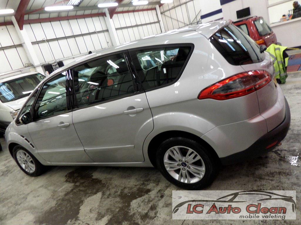 LCAutoClean's tweet image. @forduk #SMax #MaintenanceValet &amp;amp; finished with @LElementsUK Gloss Boost #MobileValeting #MiltonKeynes