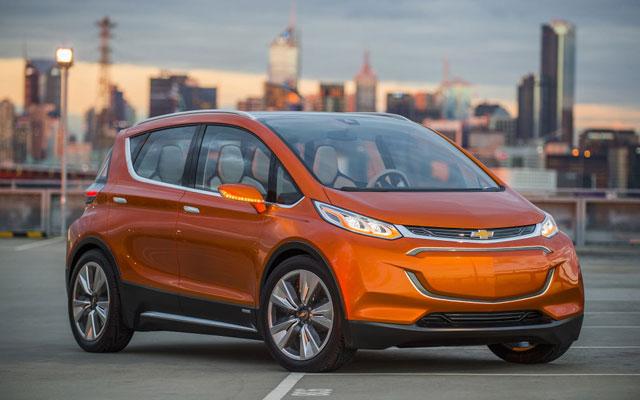 PopMech's tweet photo. Is Chevy's new $30,000 Bolt the future for affordable electric cars? http://t.co/1MLeC9RoBY http://t.co/af4NRMo8A0