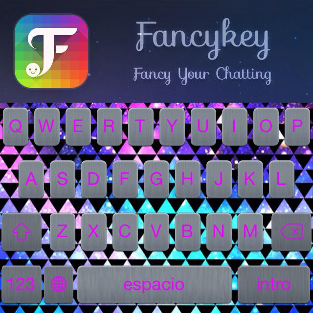 bellahorenes's tweet photo. My new keyboard, made with @FancyKey #FancyKey 👻✊👍👉 http://t.co/tc1nHFbYXZ http://t.co/lXFR7R6u4f