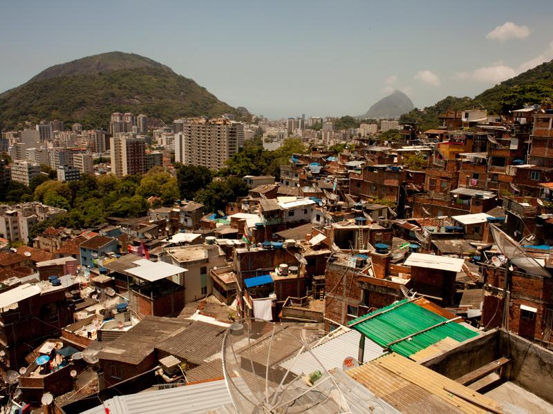 OMA’s Reinier de Graaf on Rio de Janeiro's unique favelas designcurial.com/news/where-the…