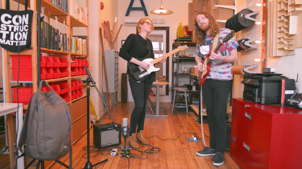 Whiskey Session! Check out <a href="/DrgnKing/">DrgnKing</a> with "St. Toms" bit.ly/14qp9d7