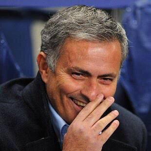 FootballFunnys's tweet photo. David Luiz is a CB in the World XI http://t.co/7ZTeP3jmQk