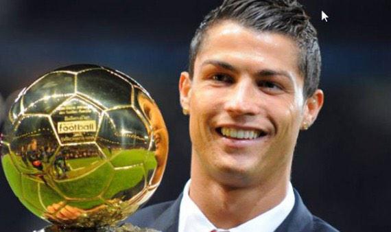 MatteMariani's tweet photo. Il giocatore più forte, il migliore di sempre!!! #cr7 #bestplayer #topplayer #messiout http://t.co/rDywZHwIHs