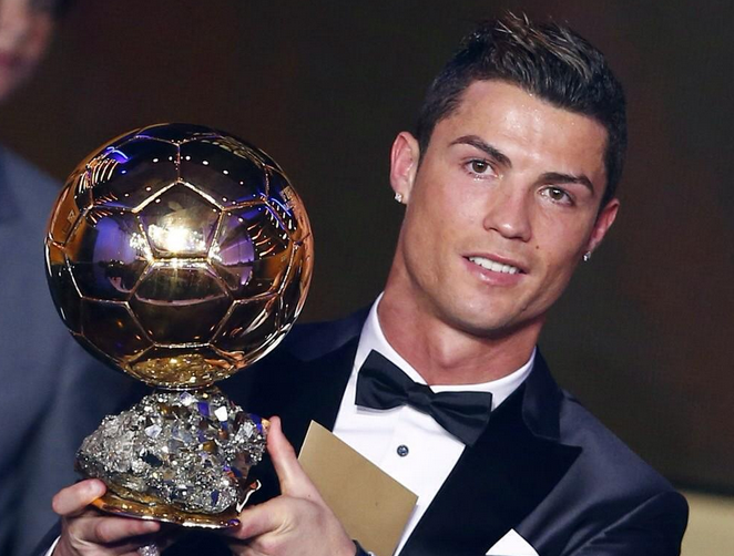 Mickaeloficial's tweet photo. Parabéns Cristiano! És o MAIOR!!!
Mick http://t.co/i1nd1ULdaE