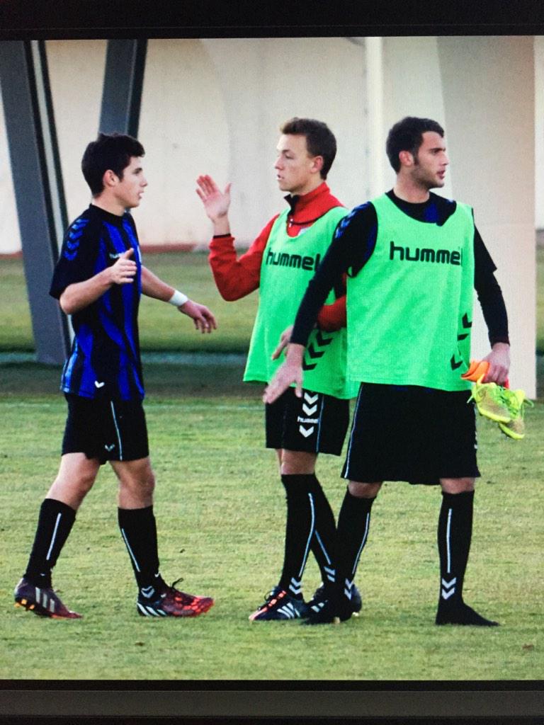 jruizorellana's tweet photo. @xule10 @DaniiSG10 @Nacho11ruiz http://t.co/WXAMmqS3ul