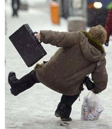 JerseyPT2's tweet photo. It's that time of year! We have a few #winterweather tips for preventing #SlipOnIce injuries. http://t.co/XLteC8dfEZ http://t.co/HRKZdCqPRa