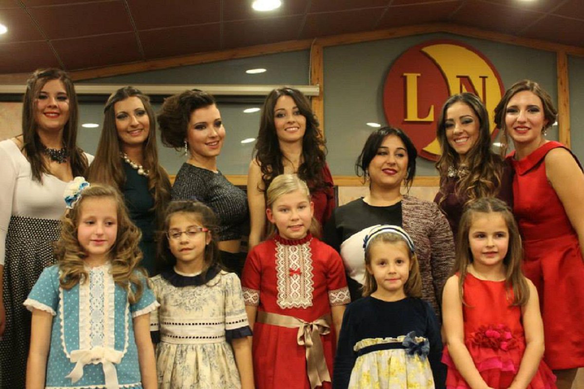 NOTICIA: <a href="/FPortazgo/">H.Florida Portazgo</a> celebra la pedida de sus representantes del 50 aniversario
lesfogueres.com/index.php?ver=…
#Fogueres