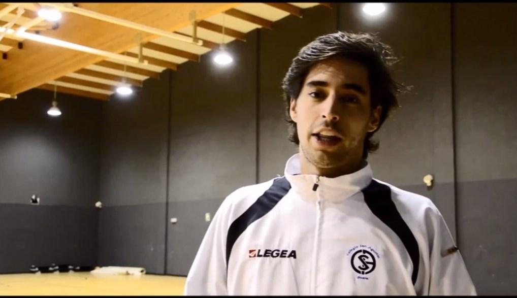 baloncestoABC's tweet photo. Vídeo de @marotingpeople  #SalondelaFamaBaloncestoColegial  rompe records en FB @CBSanAgustin http://t.co/WtcGMICkWt http://t.co/PoUYRvhH09