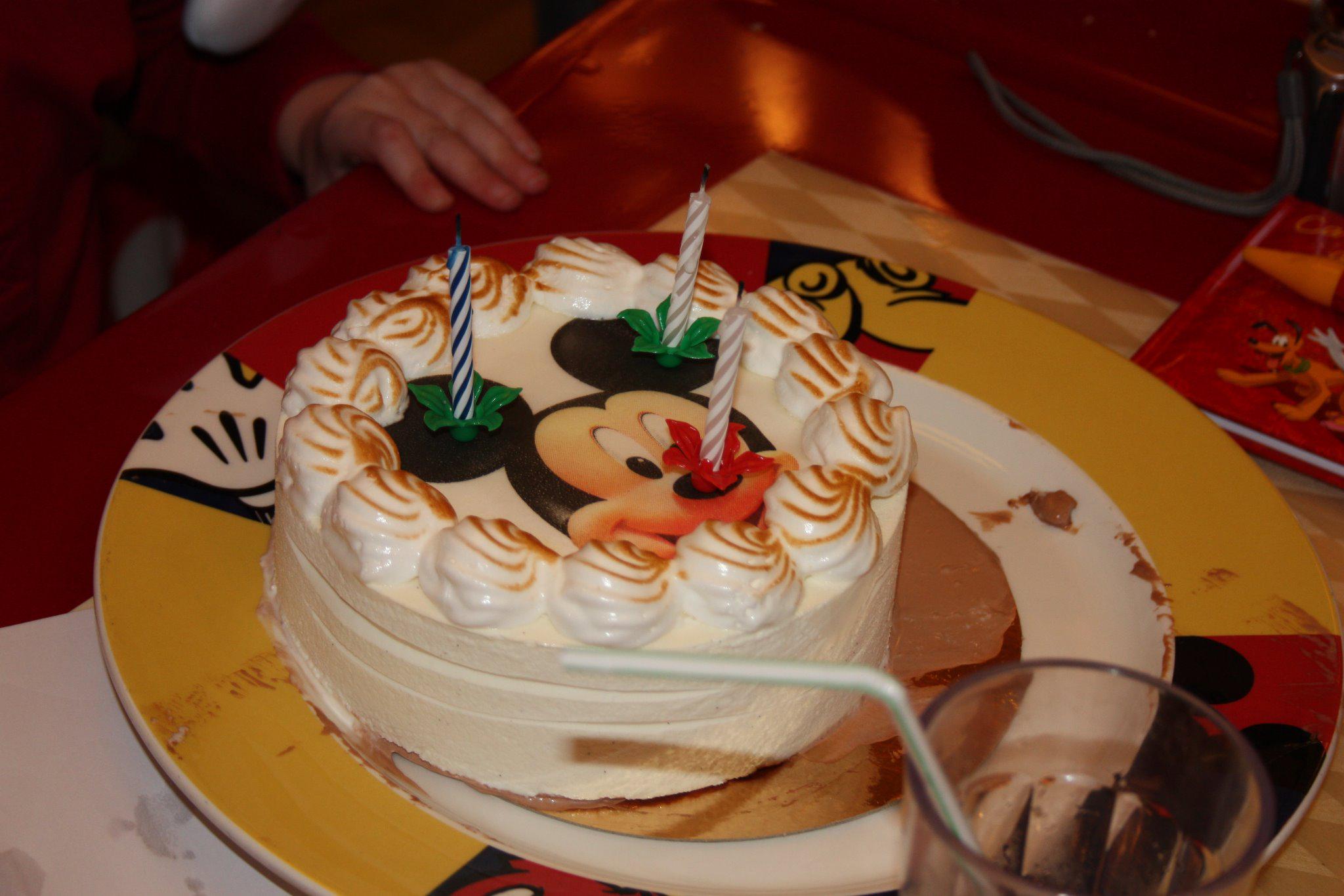 Sam Sur Twitter Cafefantasia Birthday Cake 22 12 14 Cafe Mickey X Http T Co N1uurcmemj Twitter