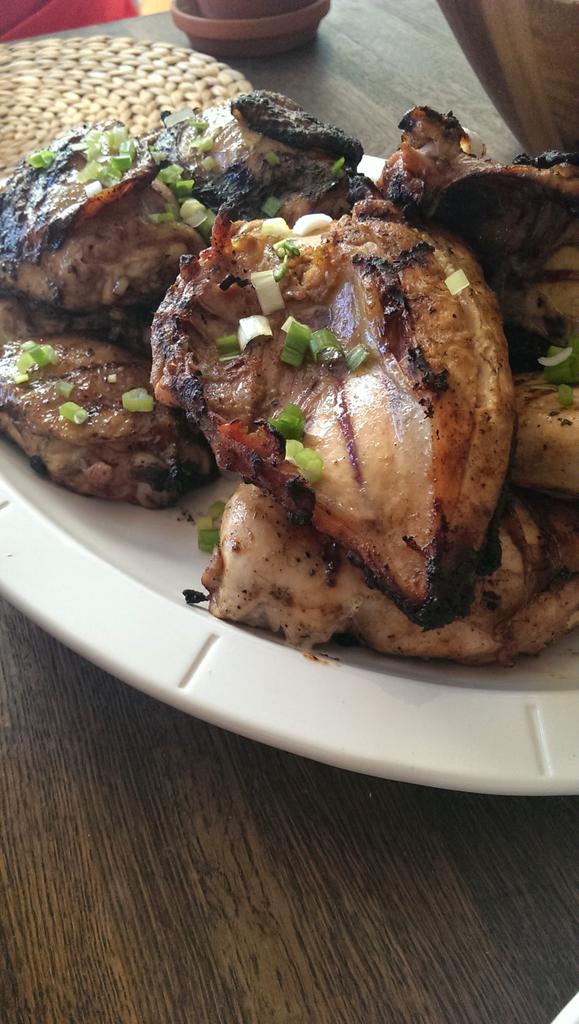cutandflame's tweet photo. It's bbq weather in LA today so don't forget about that outdoor grill... #bbqchicken marinated &amp; rubbed. #noglaze. http://t.co/tj9mAhLWEv