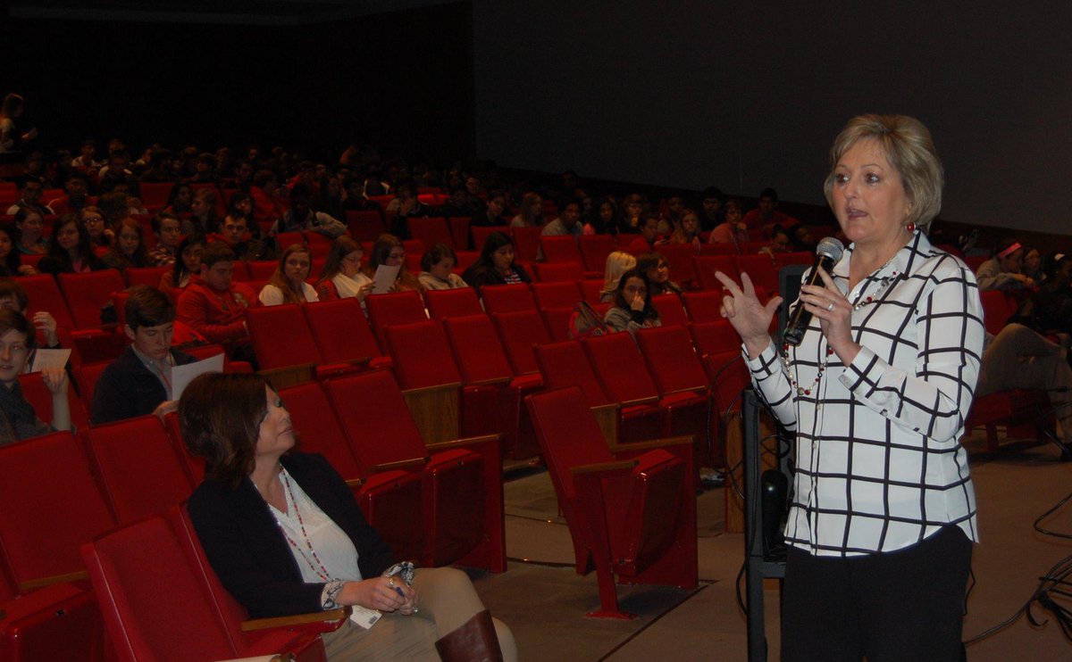 bisdbeef's tweet photo. BHS Senior Meeting today - starting to talk about scholarships! http://t.co/g5EqvySnxb