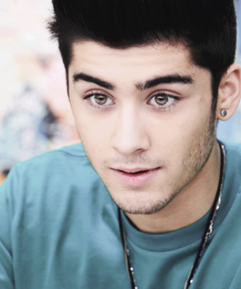 claumich97's tweet photo. hoy cumpleee @zayn http://t.co/sGvOcwtuOK